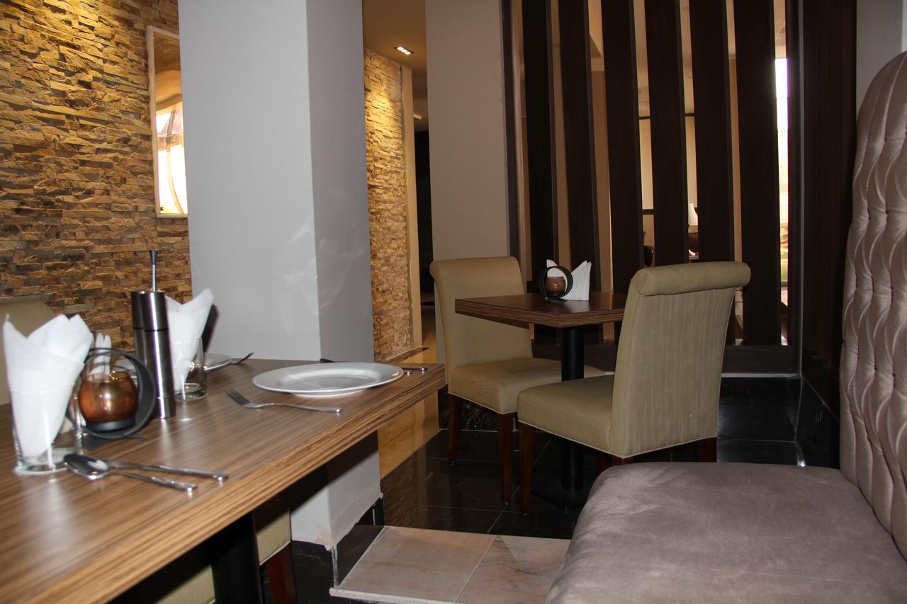 Casablu Hotel Nouakchott Esterno foto