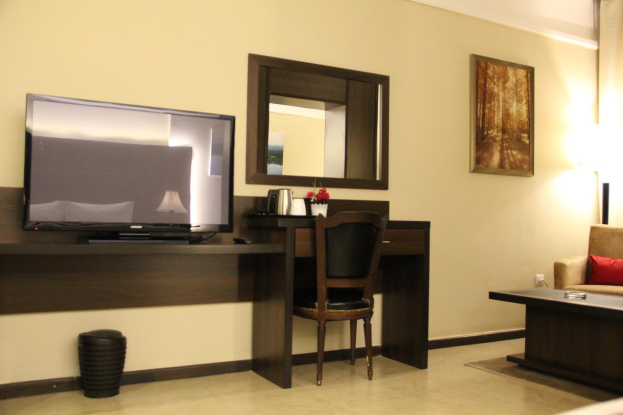 Casablu Hotel Nouakchott Esterno foto